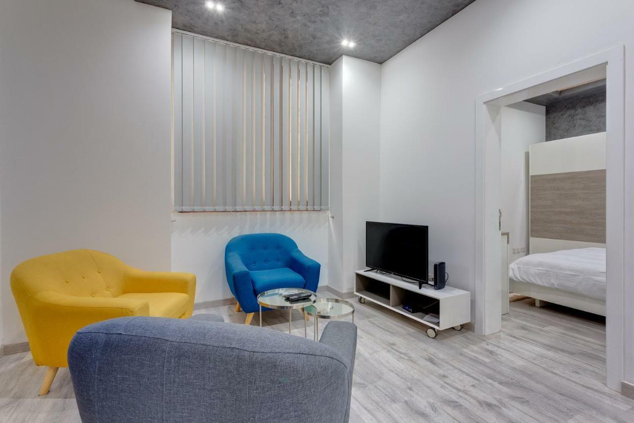 Stylish 3Br Apartment, Fantastic Location In スリーマ エクステリア 写真